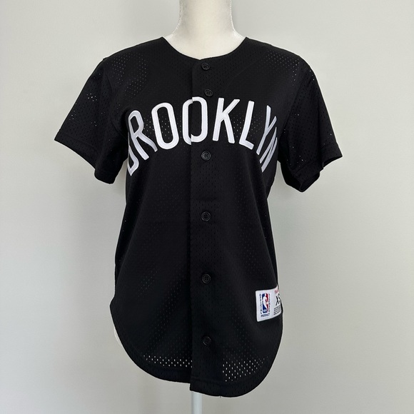 ✨ SOLD ✨ EUC!! Mitchell & Ness Short Sleeve Mesh Brooklyn Nets Jersey Men’s XS - Picture 2 of 11